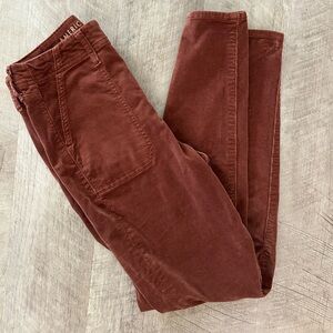 American Eagle corduroy skinny jegging size 2 (fits like 4 super stretchy)